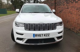 Jeep Grand Cherokee, front