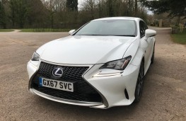 Lexus RC 300h, front