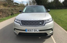Range Rover Velar, front