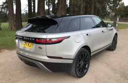 Range Rover Velar, rear
