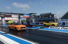 Ford Mustang, racing