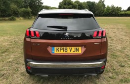 Peugeot 3008 GT, rear