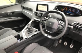 Peugeot 3008 GT, interior