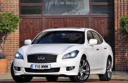 Infiniti M30d