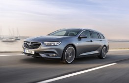 Vauxhall Insignia Sports Tourer, 2017, front