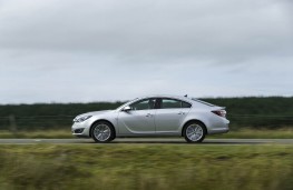 Vauxhall Insignia, side, action