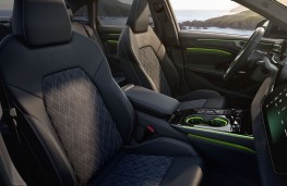 Audi A6 e-hybrid quattro, 2025, interior