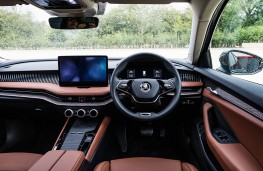 Skoda Superb Estate, 2025, interior