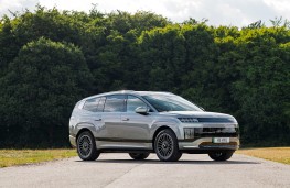 Hyundai Ioniq 9, 2025, front