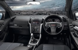 Isuzu D-Max Fury fascia