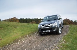 Isuzu D-Max, front