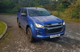 Isuzu D-Max V-Cross, 2024, front