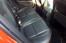 Jaguar XF Sportbrake, 2017, rear seats