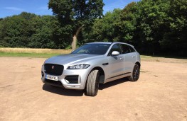 Jaguar F-Pace, front