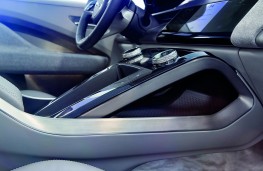 Jaguar I-Pace concept interior detail