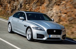 Jaguar XF, front action