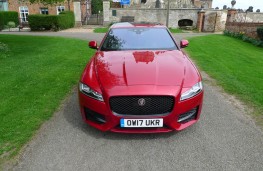Jaguar XF R-Sport, full front static 