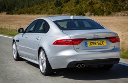 Jaguar XF, rear action