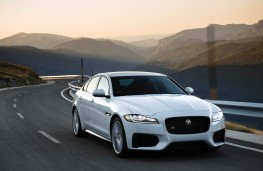Jaguar XF, front