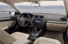 VW Jetta, interior
