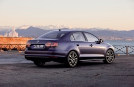 VW Jetta, rear