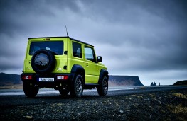 Suzuki Jimny, 2019, rear