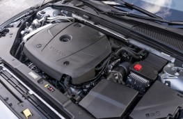 Volvo S60, T5 engine