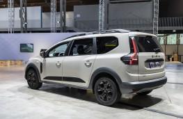 Dacia Jogger, 2025, rear