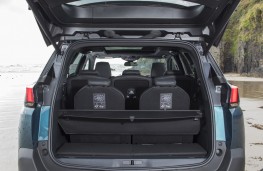 Peugeot 5008, 2017, boot, minimum