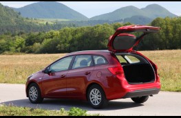 Kia cee'd 1 Sportswagon 1.4 CRDi, boot open