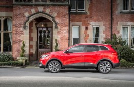 Renault Kadjar, side, static