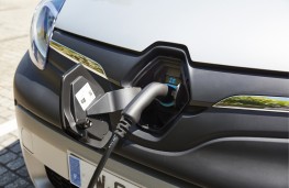 Renault Kangoo ZE 33, 2017, charging