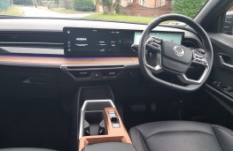 KGM Torres K40, 2024, interior