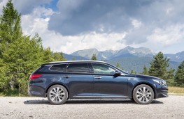 Kia Optima Sportswagon, side static