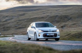 Kia Rio, front action 2