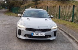 Kia Stinger 3.3 T-GDi V6 GT S, face
