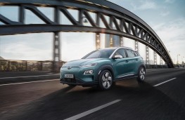Hyundai Kona, front