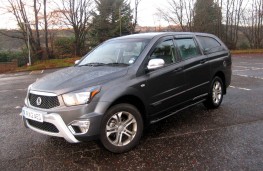 SsangYong Korando Sports EX, front