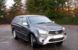 SsangYong Korando Sports EX, upright