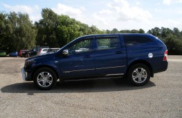 SsangYong Korando Sports, side