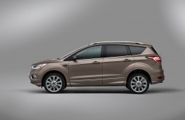 Ford Kuga Vignale, 2016, side