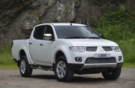 Mitsubishi L200, 2013, front