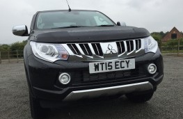 Mitsubishi L200 Warrior, front