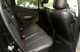 Mitsubishi L200 Warrior, rear seats