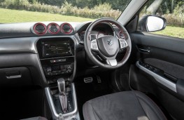 Suzuki Vitara S, interior