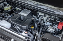 Toyota Land Cruiser, 2025, engine