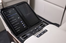 Lexus LM 350h, 2025, console control panel