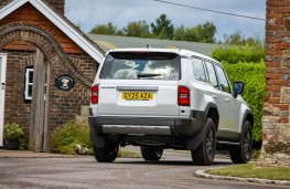 Toyota Land Cruiser, 2025, rear