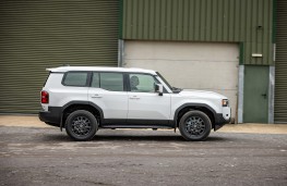 Toyota Land Cruiser, 2025, side