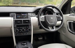 Land Rover Discovery Sport Si4 SE Tech, cabin